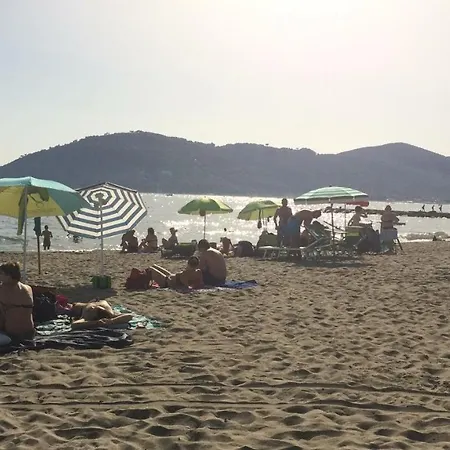 Vicino Al Mare Apartment